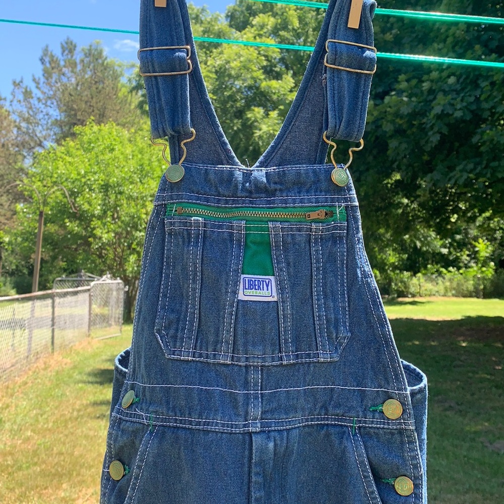 Vintage Youth Liberty overalls!